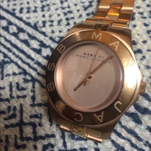 marc by marc jacobs  ▪ rose gold watch - Picture 2 of 4